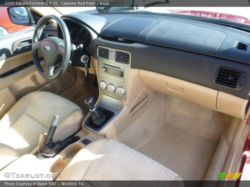 Cayenne Red Pearl / Beige 2005 Subaru Forester 2.5 XS
