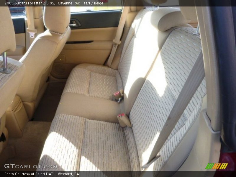 Cayenne Red Pearl / Beige 2005 Subaru Forester 2.5 XS
