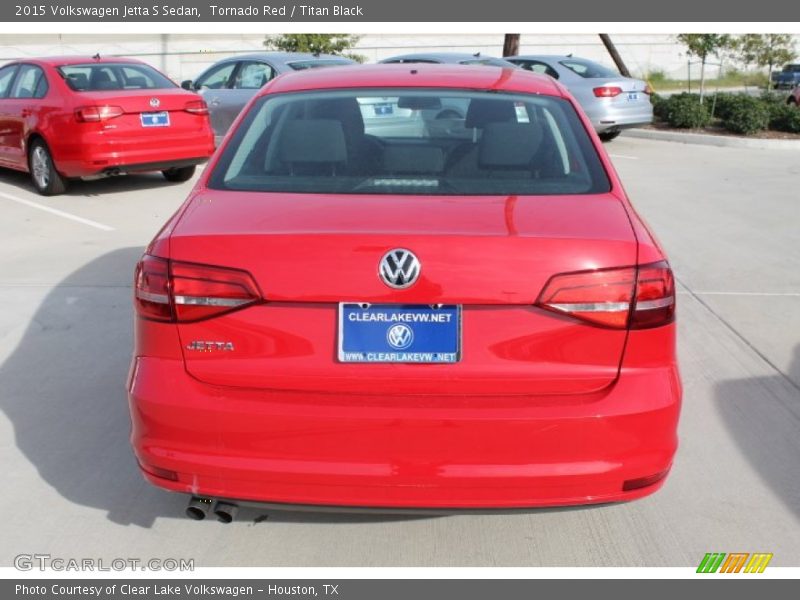Tornado Red / Titan Black 2015 Volkswagen Jetta S Sedan