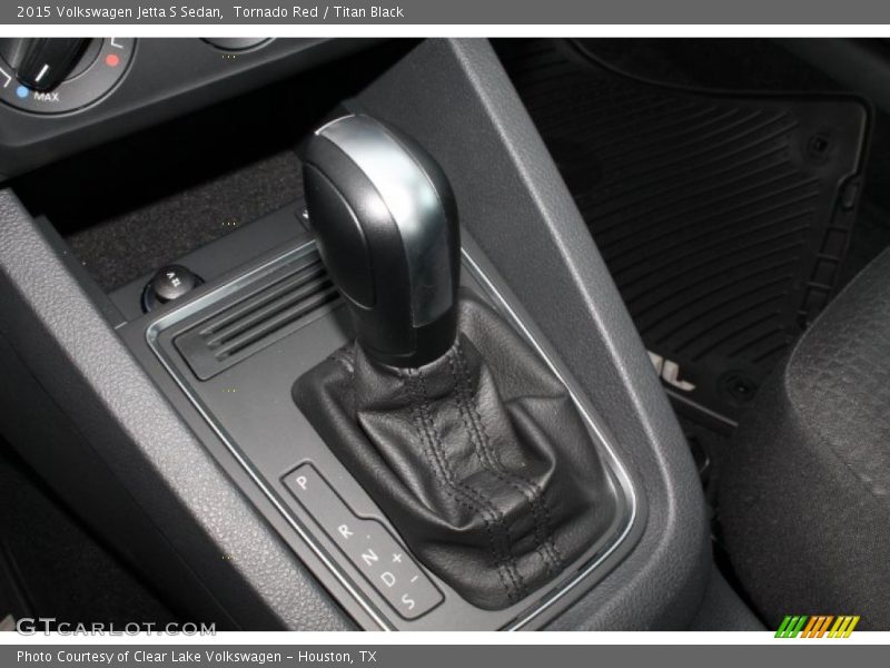 Tornado Red / Titan Black 2015 Volkswagen Jetta S Sedan