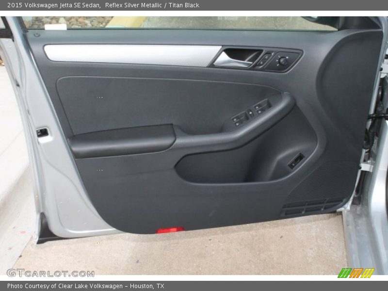 Door Panel of 2015 Jetta SE Sedan