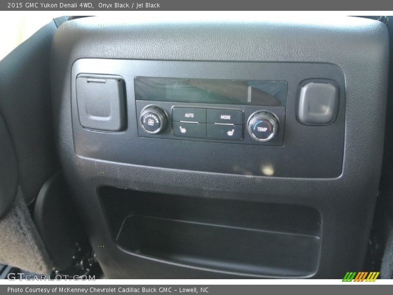 Onyx Black / Jet Black 2015 GMC Yukon Denali 4WD