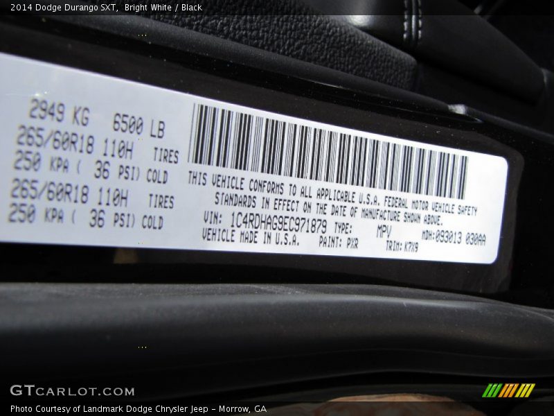 Bright White / Black 2014 Dodge Durango SXT