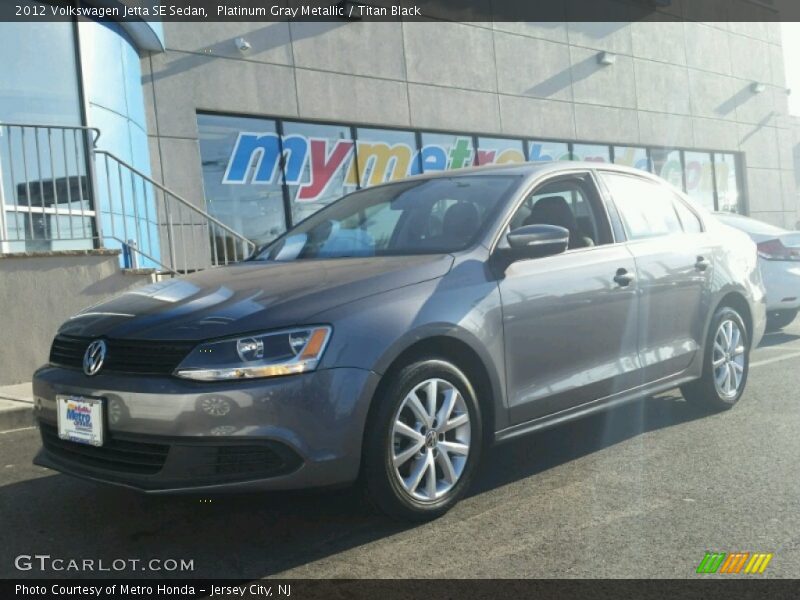 Platinum Gray Metallic / Titan Black 2012 Volkswagen Jetta SE Sedan