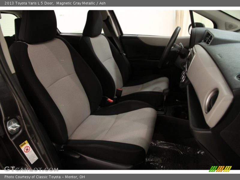 Magnetic Gray Metallic / Ash 2013 Toyota Yaris L 5 Door