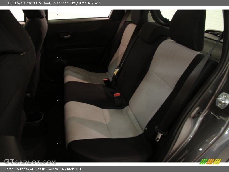 Magnetic Gray Metallic / Ash 2013 Toyota Yaris L 5 Door