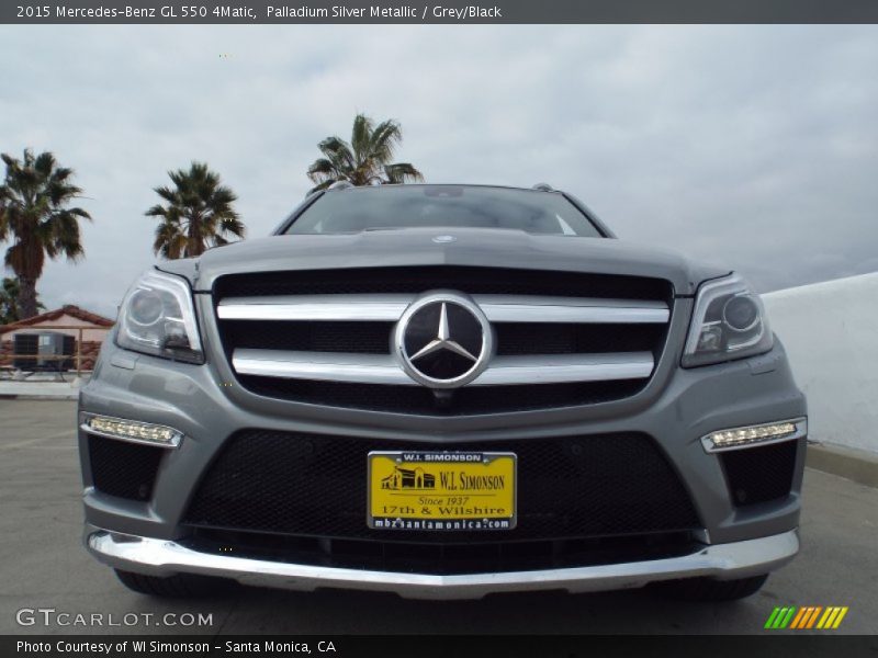 Palladium Silver Metallic / Grey/Black 2015 Mercedes-Benz GL 550 4Matic