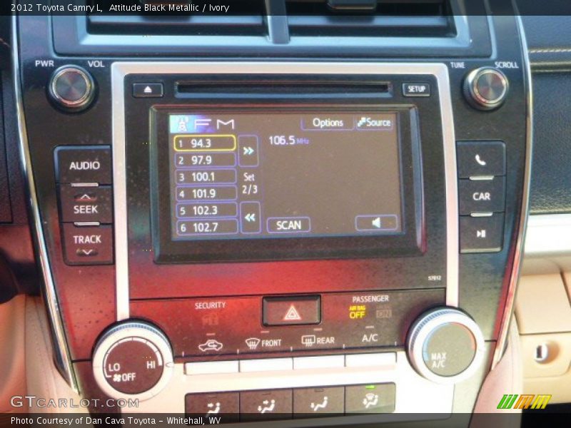 Attitude Black Metallic / Ivory 2012 Toyota Camry L