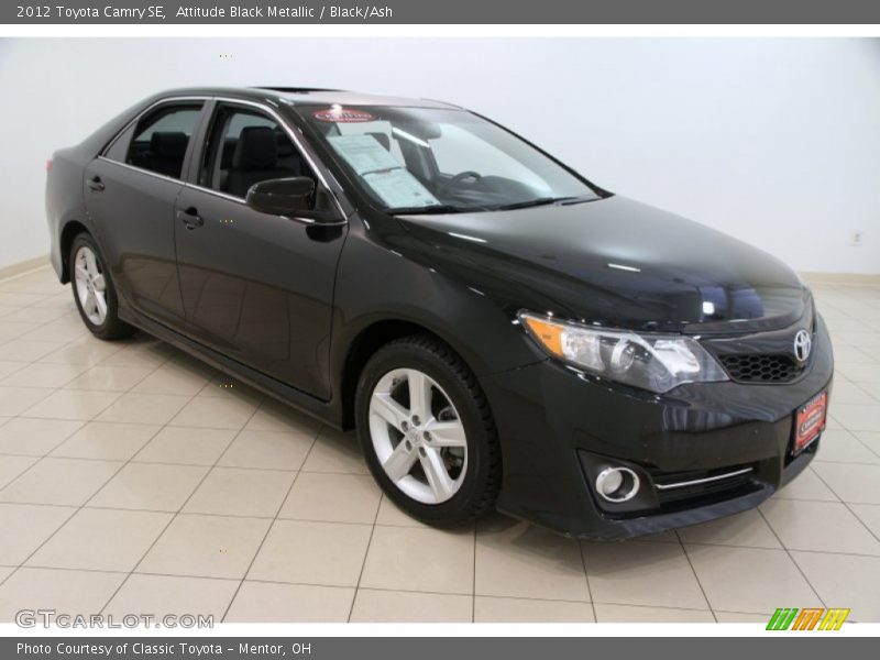 Attitude Black Metallic / Black/Ash 2012 Toyota Camry SE