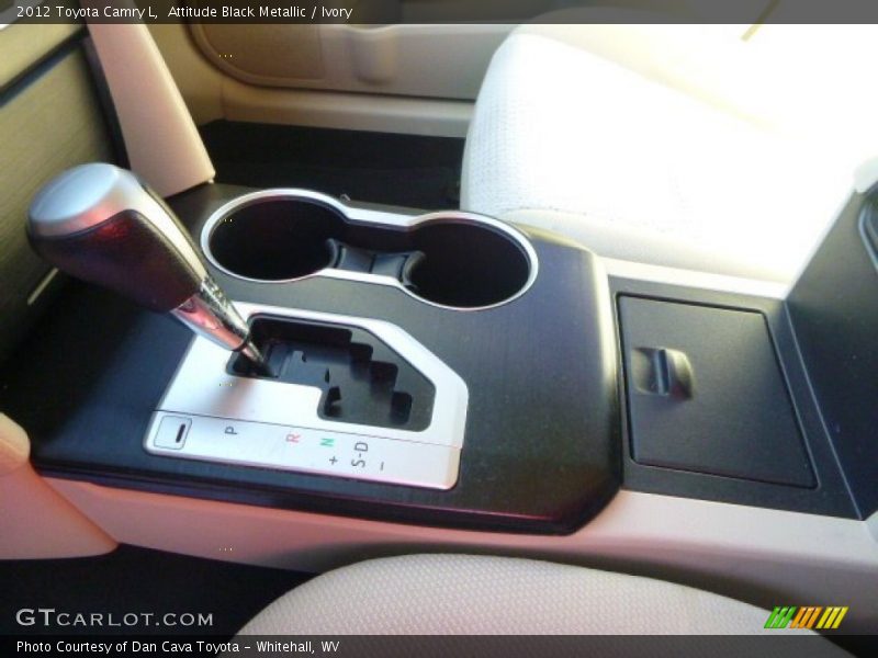 Attitude Black Metallic / Ivory 2012 Toyota Camry L
