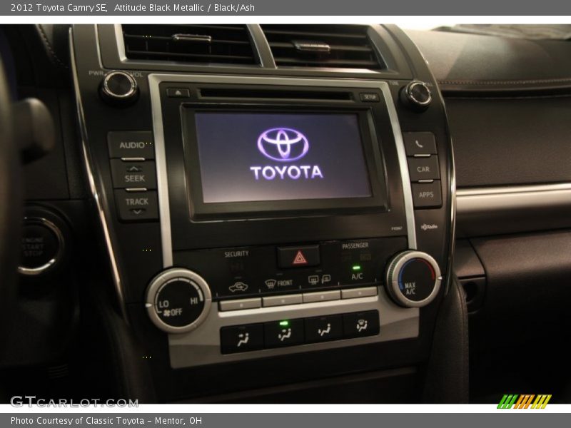 Attitude Black Metallic / Black/Ash 2012 Toyota Camry SE