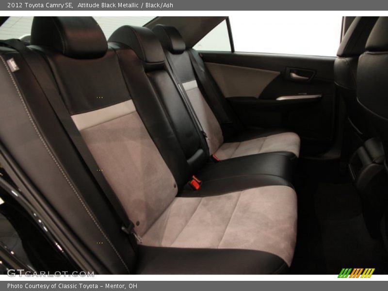 Attitude Black Metallic / Black/Ash 2012 Toyota Camry SE