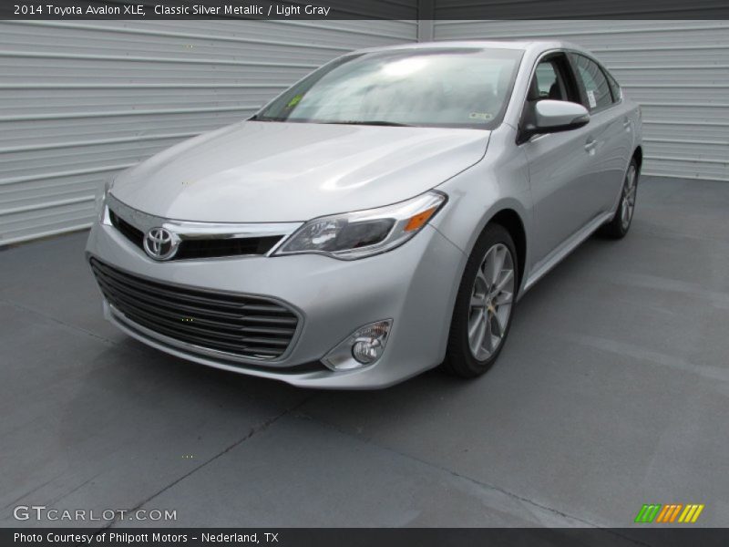 Classic Silver Metallic / Light Gray 2014 Toyota Avalon XLE