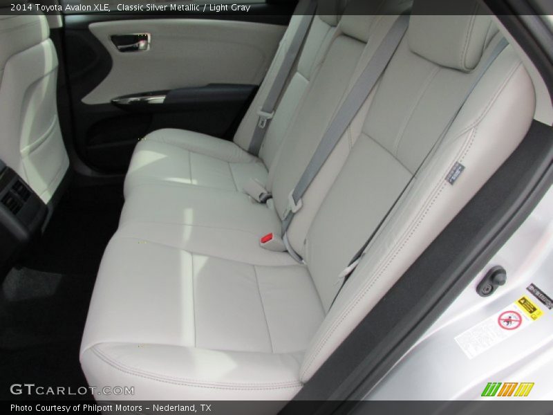 Classic Silver Metallic / Light Gray 2014 Toyota Avalon XLE