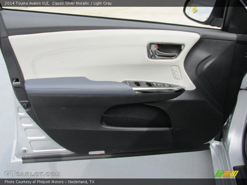 Classic Silver Metallic / Light Gray 2014 Toyota Avalon XLE