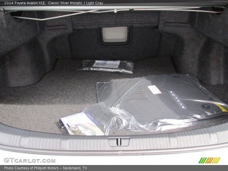 Classic Silver Metallic / Light Gray 2014 Toyota Avalon XLE