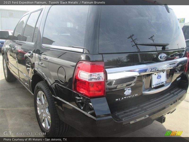 Tuxedo Black Metallic / Platinum Brunello 2015 Ford Expedition Platinum