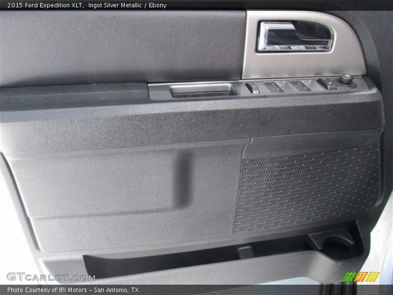 Ingot Silver Metallic / Ebony 2015 Ford Expedition XLT