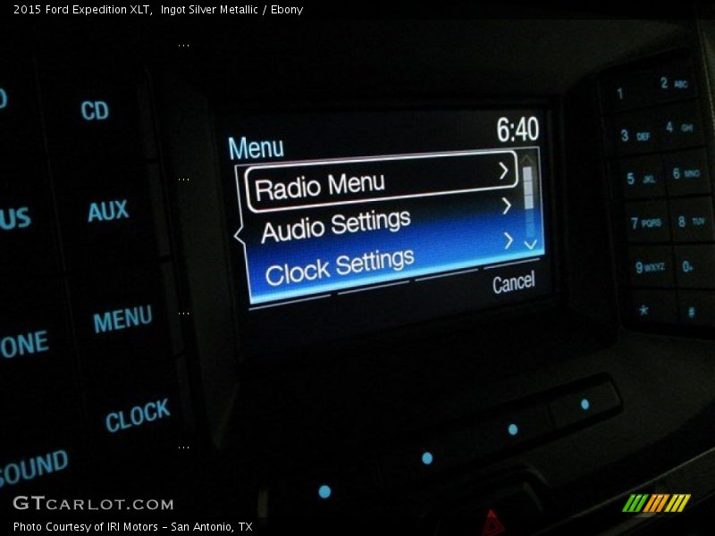 Ingot Silver Metallic / Ebony 2015 Ford Expedition XLT