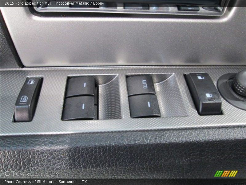 Ingot Silver Metallic / Ebony 2015 Ford Expedition XLT