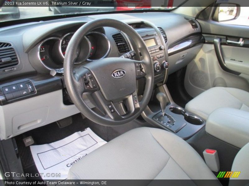 Titanium Silver / Gray 2013 Kia Sorento LX V6