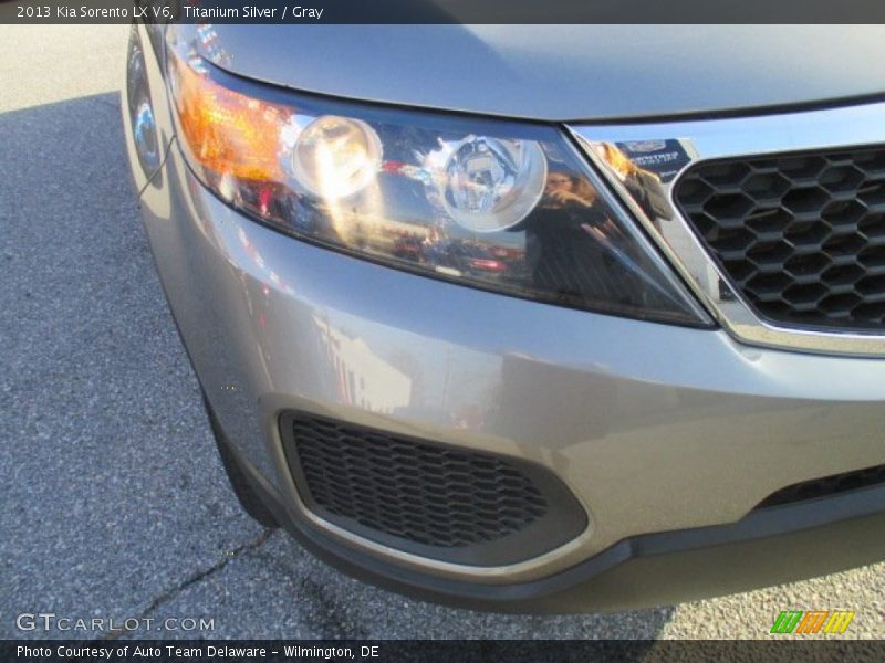 Titanium Silver / Gray 2013 Kia Sorento LX V6