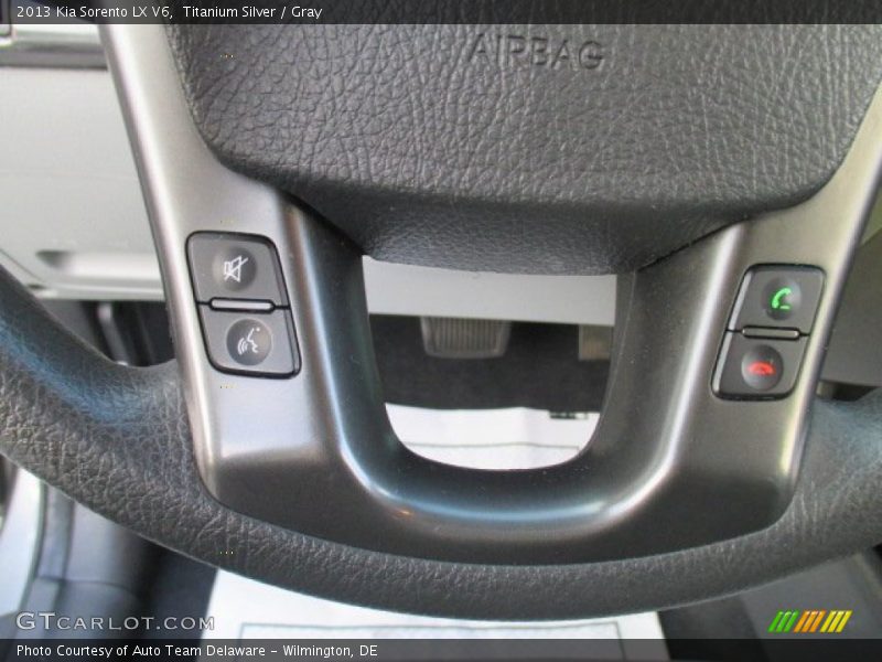 Titanium Silver / Gray 2013 Kia Sorento LX V6