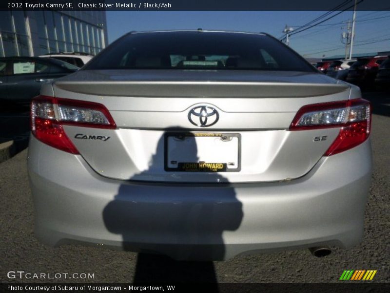 Classic Silver Metallic / Black/Ash 2012 Toyota Camry SE
