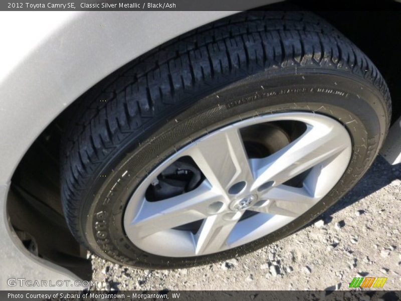 Classic Silver Metallic / Black/Ash 2012 Toyota Camry SE
