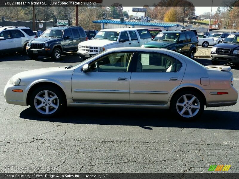 Sunlit Sand Metallic / Blond 2002 Nissan Maxima SE