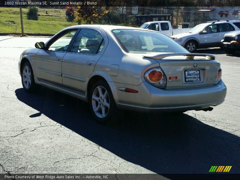 Sunlit Sand Metallic / Blond 2002 Nissan Maxima SE