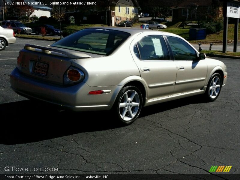 Sunlit Sand Metallic / Blond 2002 Nissan Maxima SE