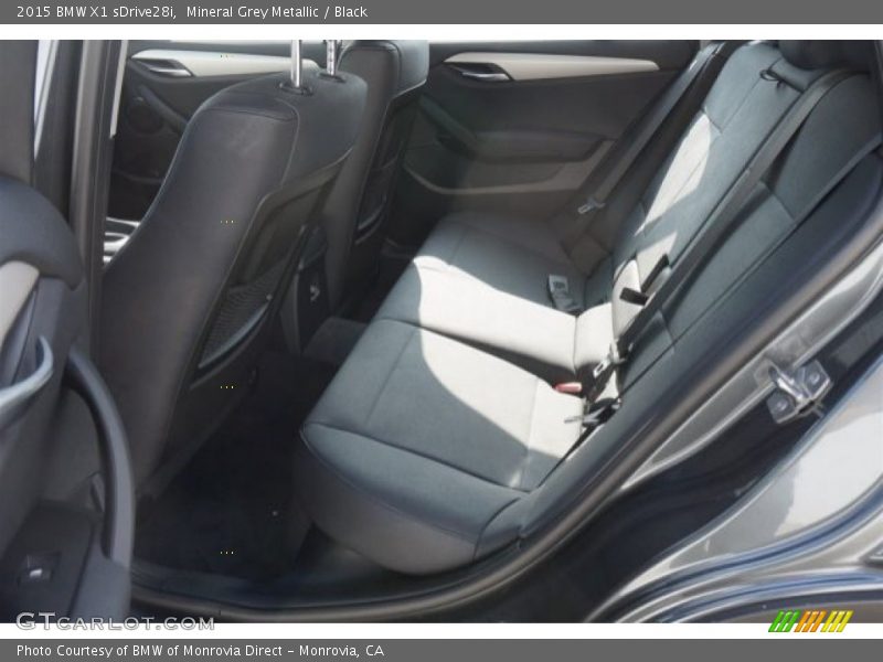 Mineral Grey Metallic / Black 2015 BMW X1 sDrive28i