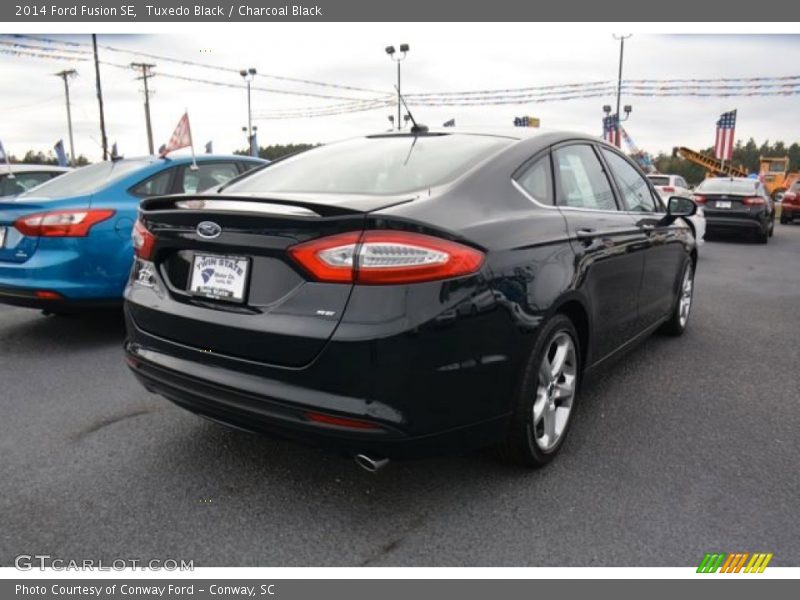 Tuxedo Black / Charcoal Black 2014 Ford Fusion SE