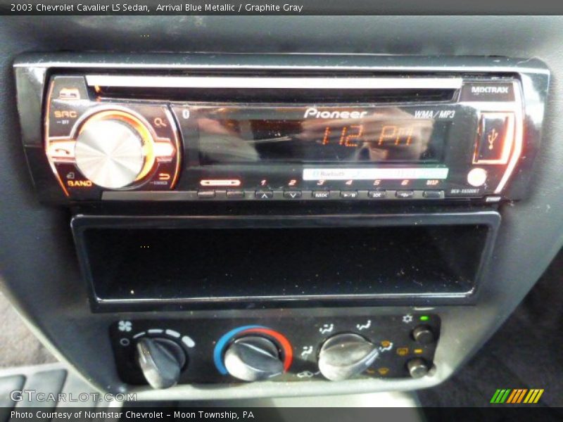 Arrival Blue Metallic / Graphite Gray 2003 Chevrolet Cavalier LS Sedan