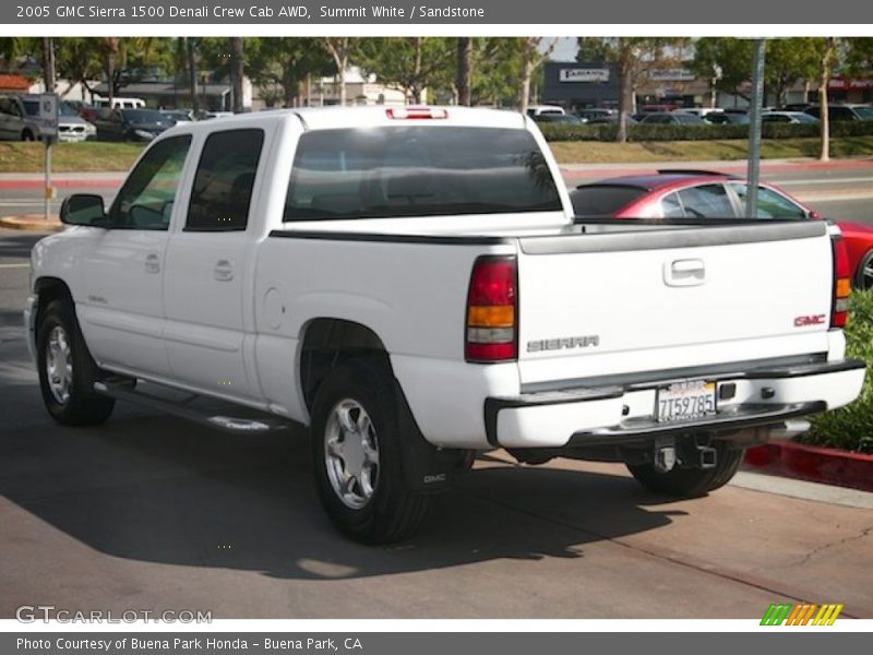 Summit White / Sandstone 2005 GMC Sierra 1500 Denali Crew Cab AWD
