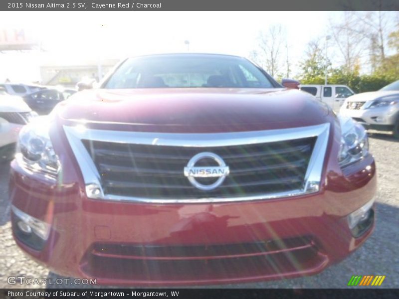 Cayenne Red / Charcoal 2015 Nissan Altima 2.5 SV
