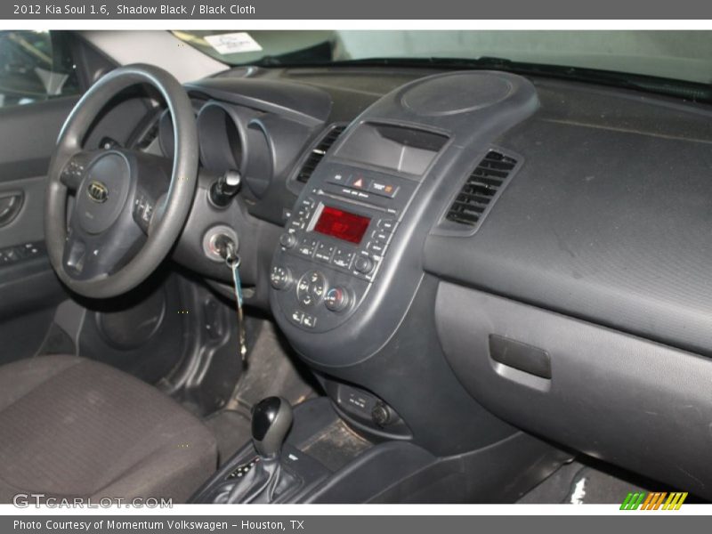 Shadow Black / Black Cloth 2012 Kia Soul 1.6