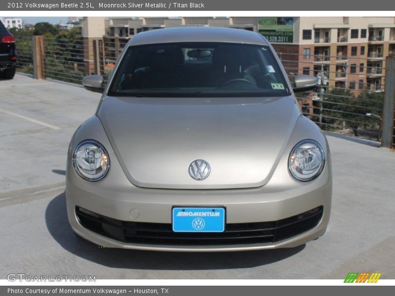 Moonrock Silver Metallic / Titan Black 2012 Volkswagen Beetle 2.5L