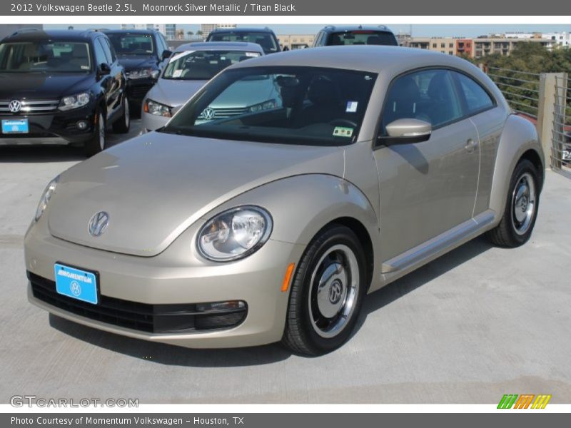Moonrock Silver Metallic / Titan Black 2012 Volkswagen Beetle 2.5L