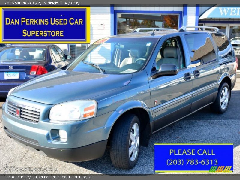 Midnight Blue / Gray 2006 Saturn Relay 2