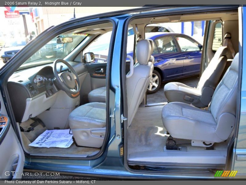 Midnight Blue / Gray 2006 Saturn Relay 2
