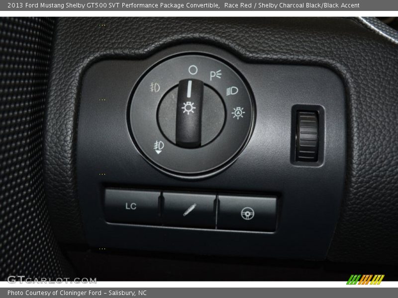 Race Red / Shelby Charcoal Black/Black Accent 2013 Ford Mustang Shelby GT500 SVT Performance Package Convertible