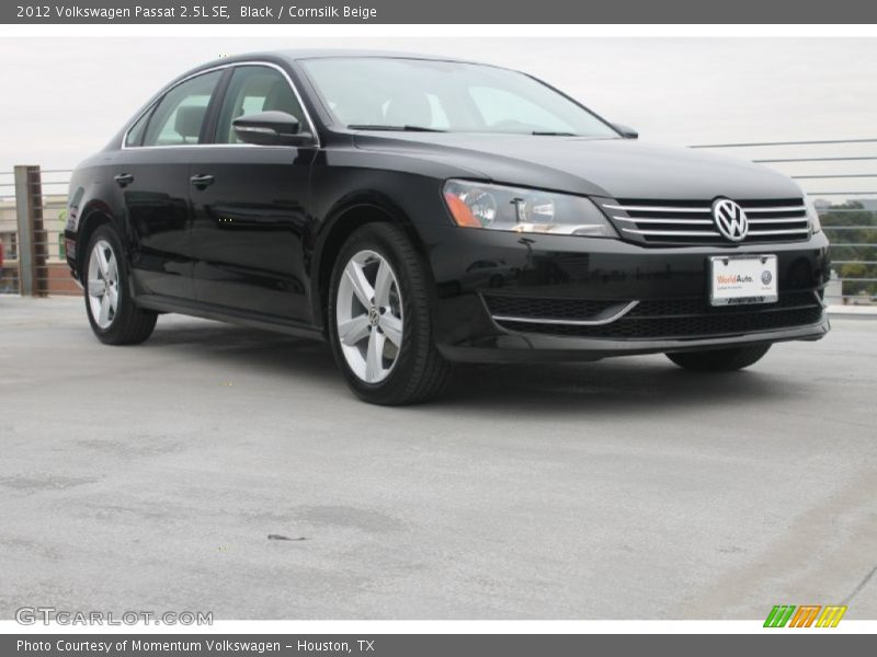 Black / Cornsilk Beige 2012 Volkswagen Passat 2.5L SE