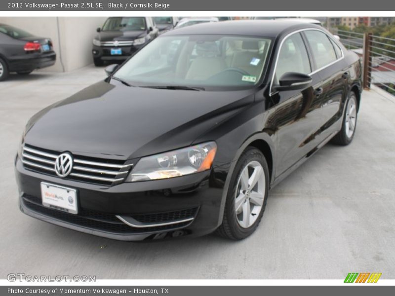 Black / Cornsilk Beige 2012 Volkswagen Passat 2.5L SE