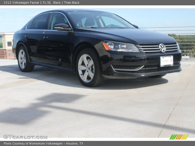 Black / Titan Black 2012 Volkswagen Passat 2.5L SE