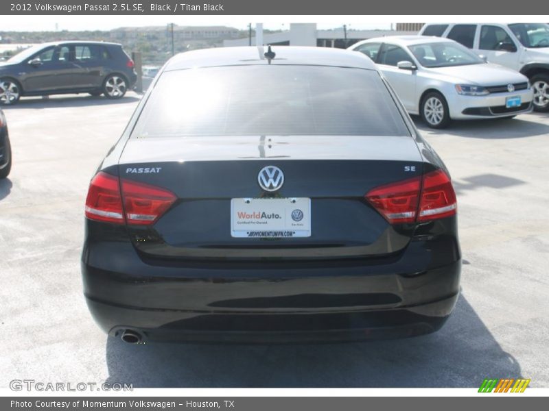 Black / Titan Black 2012 Volkswagen Passat 2.5L SE