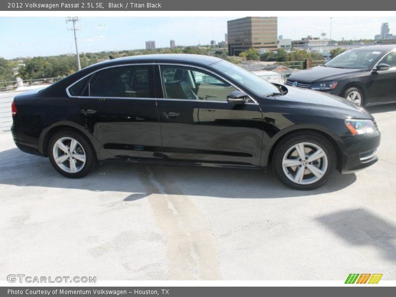 Black / Titan Black 2012 Volkswagen Passat 2.5L SE