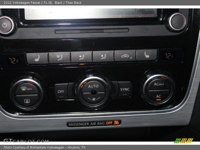 Black / Titan Black 2012 Volkswagen Passat 2.5L SE