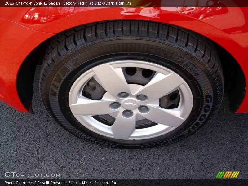 Victory Red / Jet Black/Dark Titanium 2013 Chevrolet Sonic LS Sedan